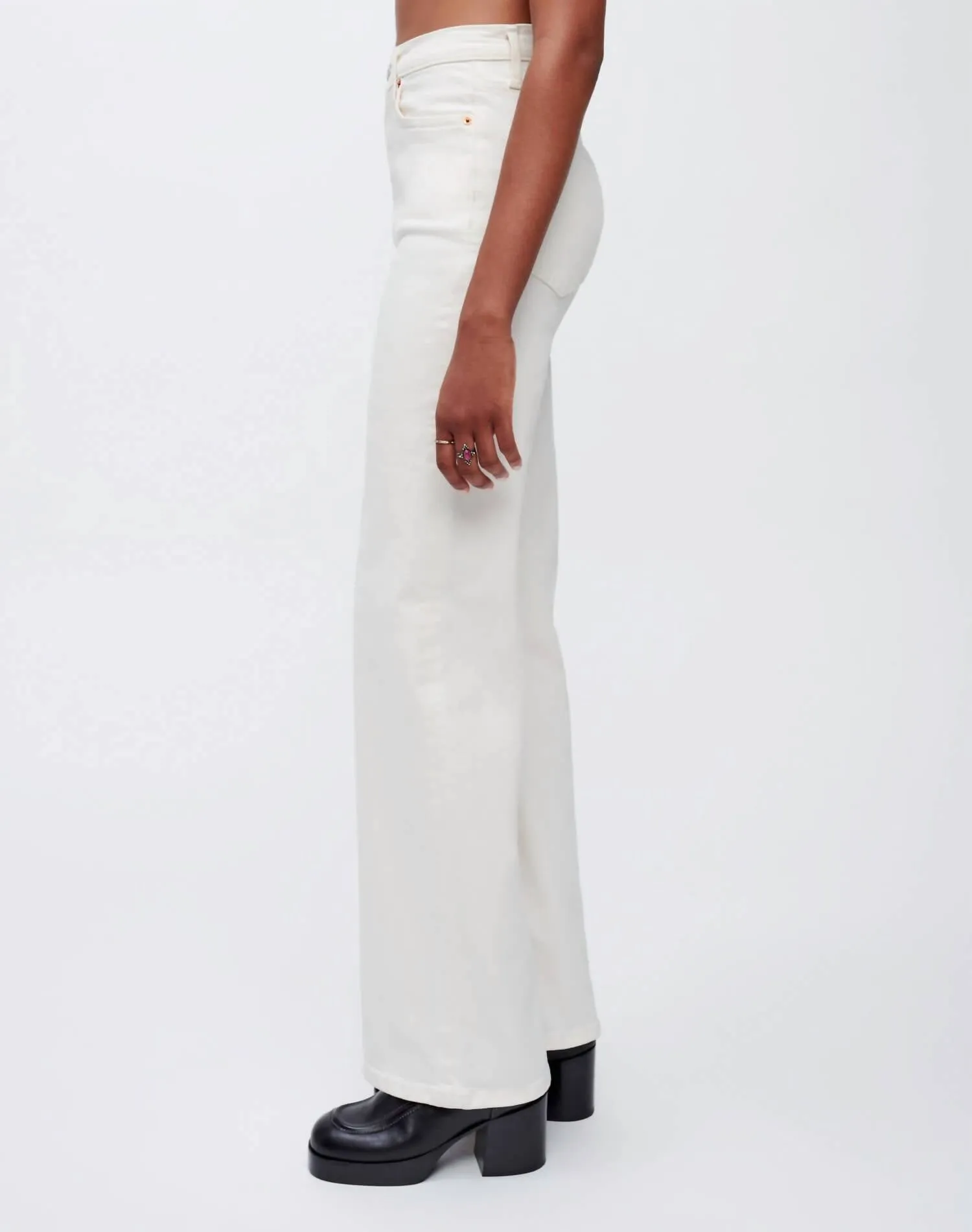 70S ULTRA HIGH RISE WIDE LEG JEAN
