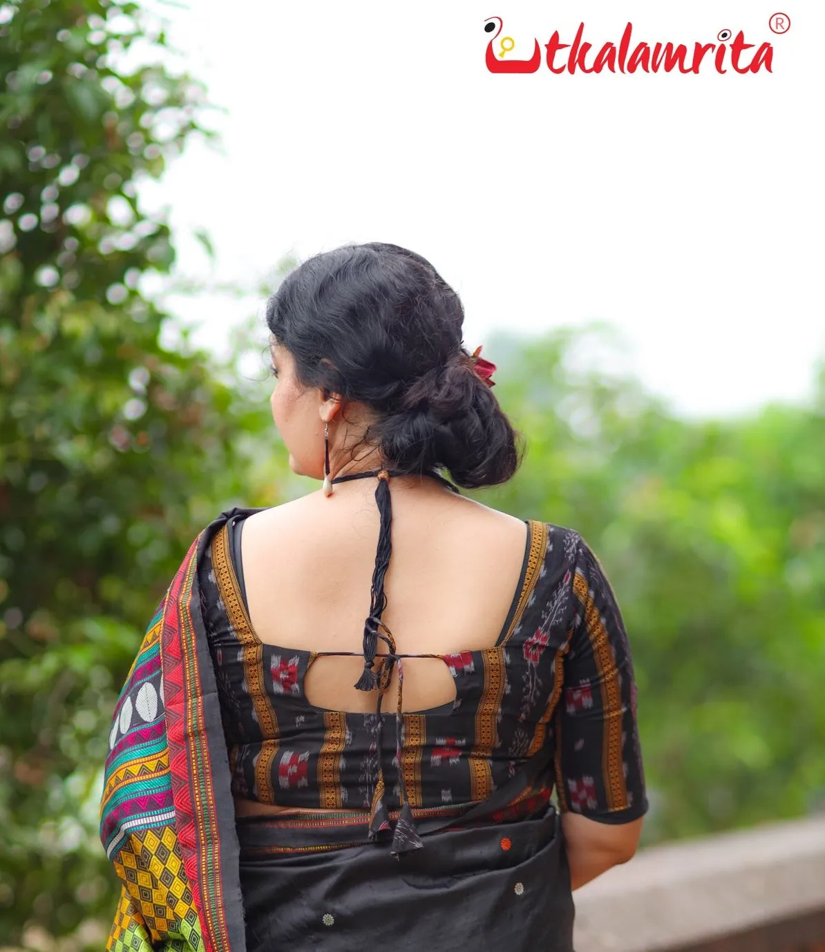 Black Pasapali with Flower (Blouse)