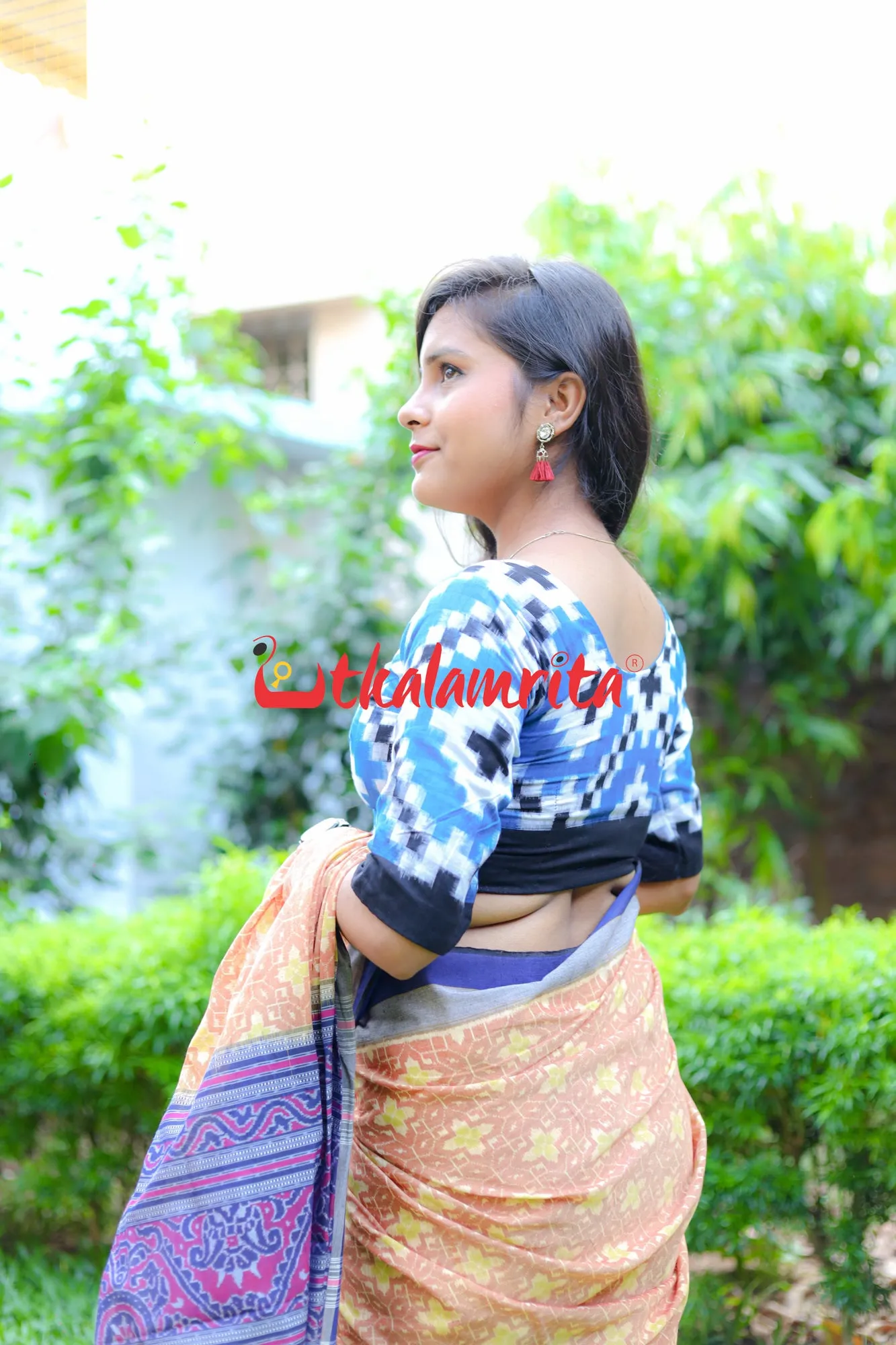 Blue Kuthi Pasapali (Blouse)