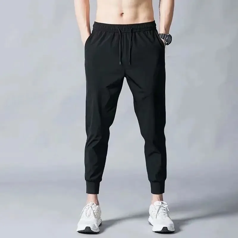 Cargo trousers men - Stylish jogging trousers with side pockets, elasticated cuffs