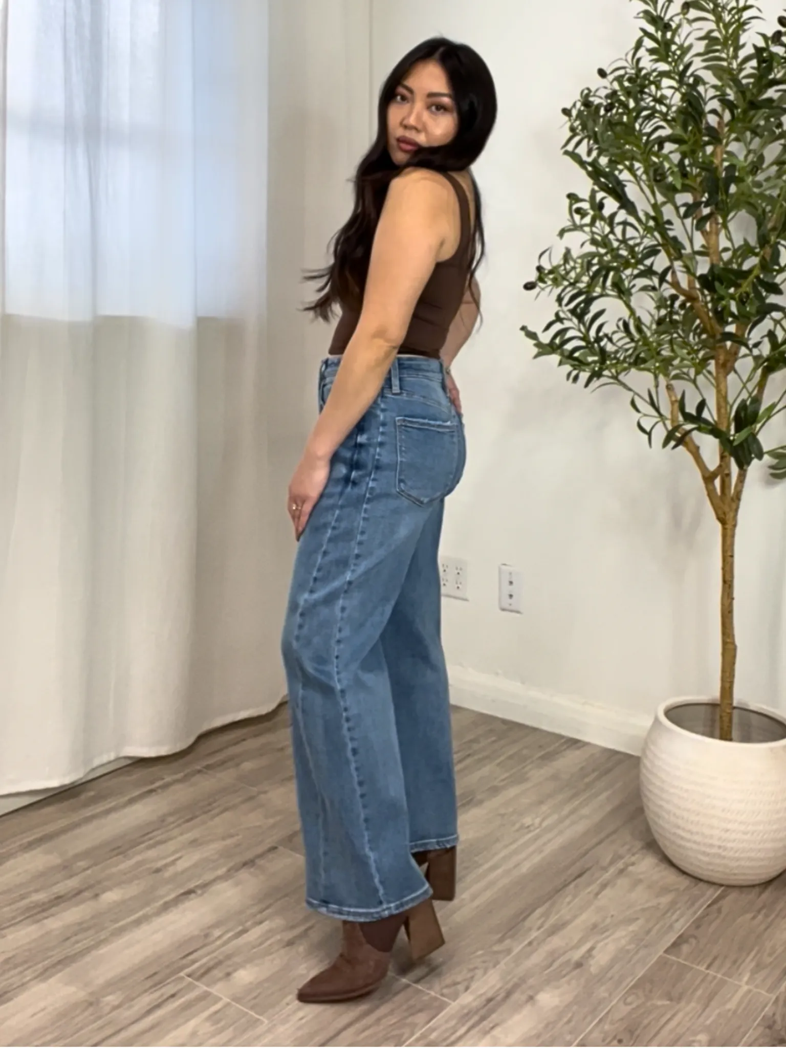Harper Wide Leg Jeans