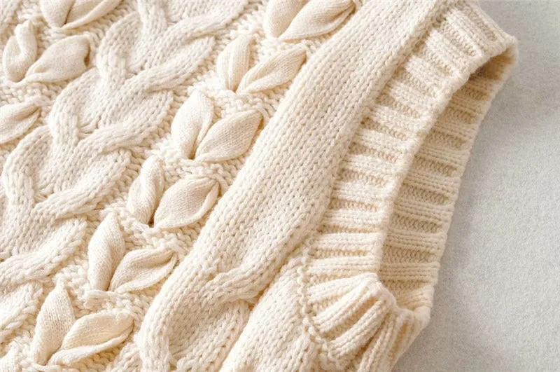 KNITTED SWEATER VINTAGE