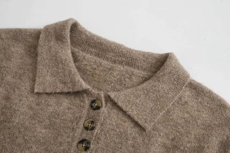 KNITTED SWEATER WITH BUTTONS