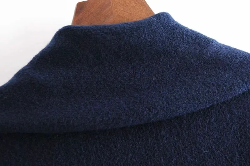 KNOT RIBBED TRIMS KNITTED SWEATER