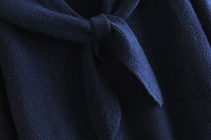 KNOT RIBBED TRIMS KNITTED SWEATER