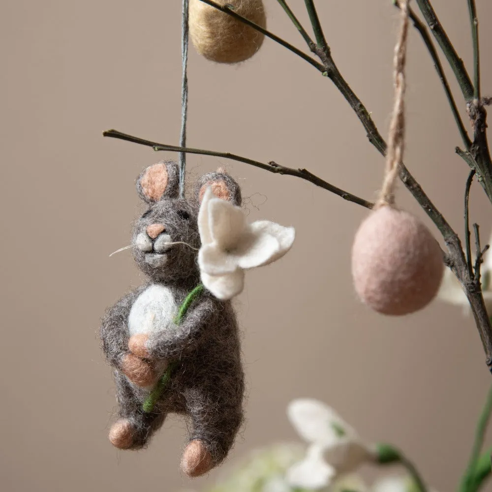 Mouse ornament with Snowdrop